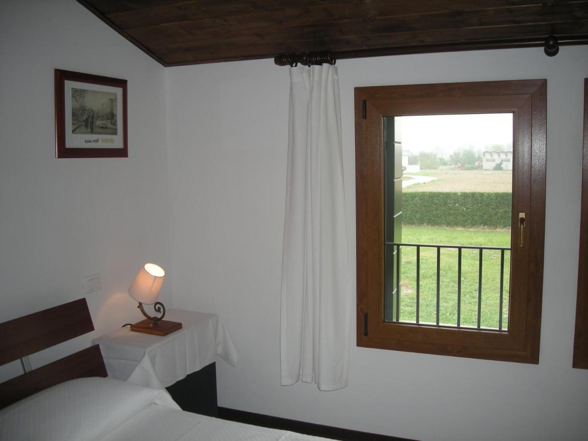 Temporin Ospitalita Bed & Breakfast มองเซลิเช ภายนอก รูปภาพ